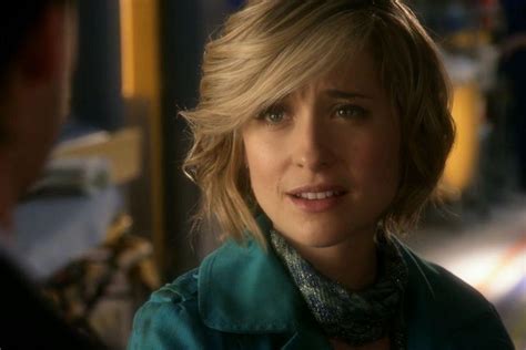 allison mack desnuda|La actriz Allison Mack sale antes de prisión tras ser。